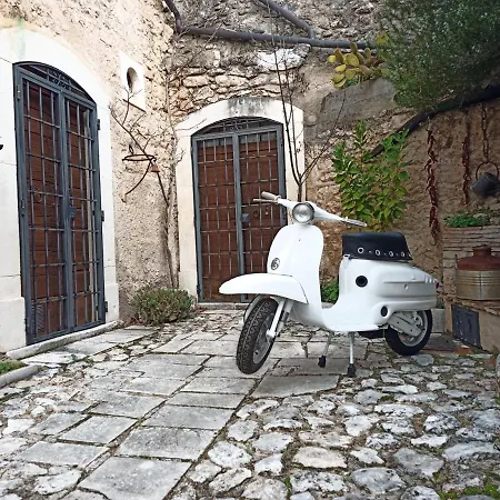 Al Casolare Konukevi Ofena