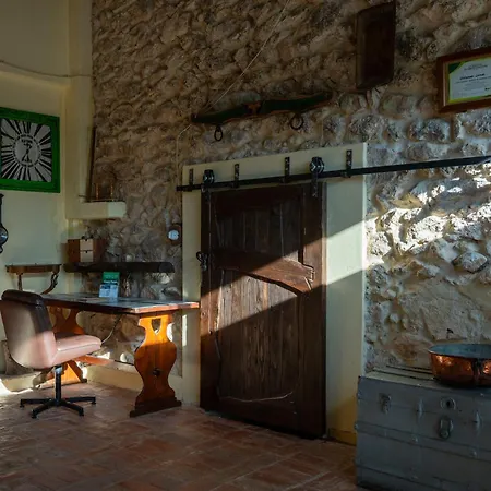 Al Casolare Konukevi Ofena