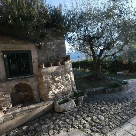 Guest house Al Casolare 3*