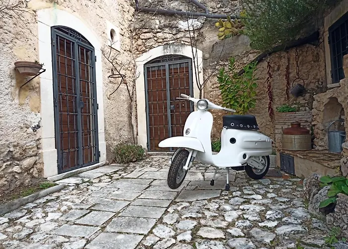 Al Casolare Гостевой дом Ofena