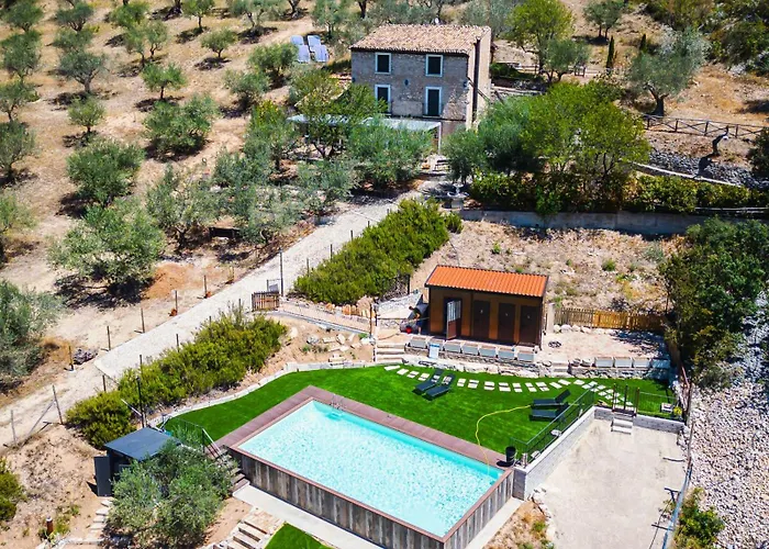 Al Casolare Affittacamere Ofena