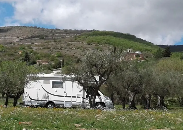 Al Casolare Гостевой дом Ofena